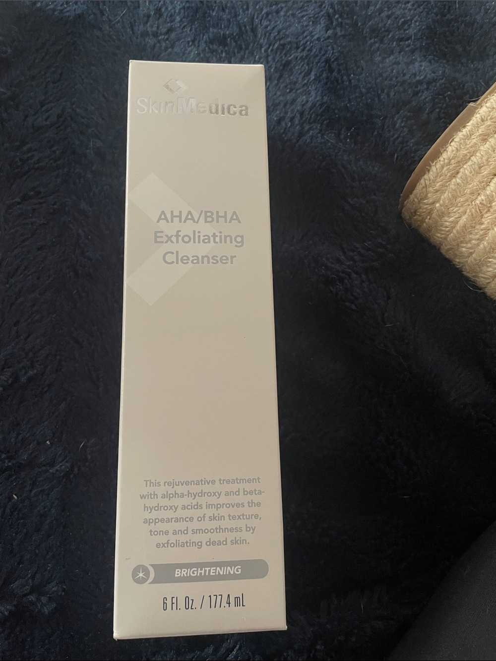 SkinMedica AHA/BHA Exfoliating Cleanser - White